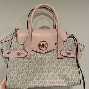 Brand new Micheal Kors purse